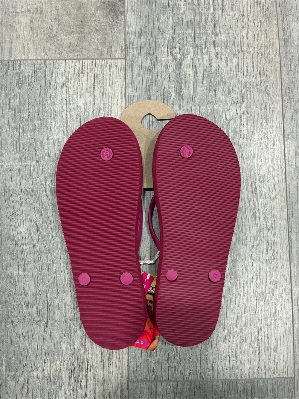 Feelgoodz Women's Slimz Core Flip Flops in Fuchsia Sz 9, 10